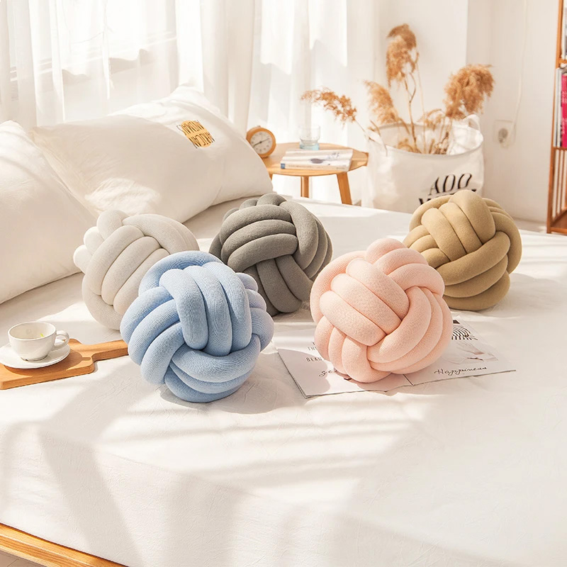 53 almohadas decorativas para actualizar sin esfuerzo su hogar