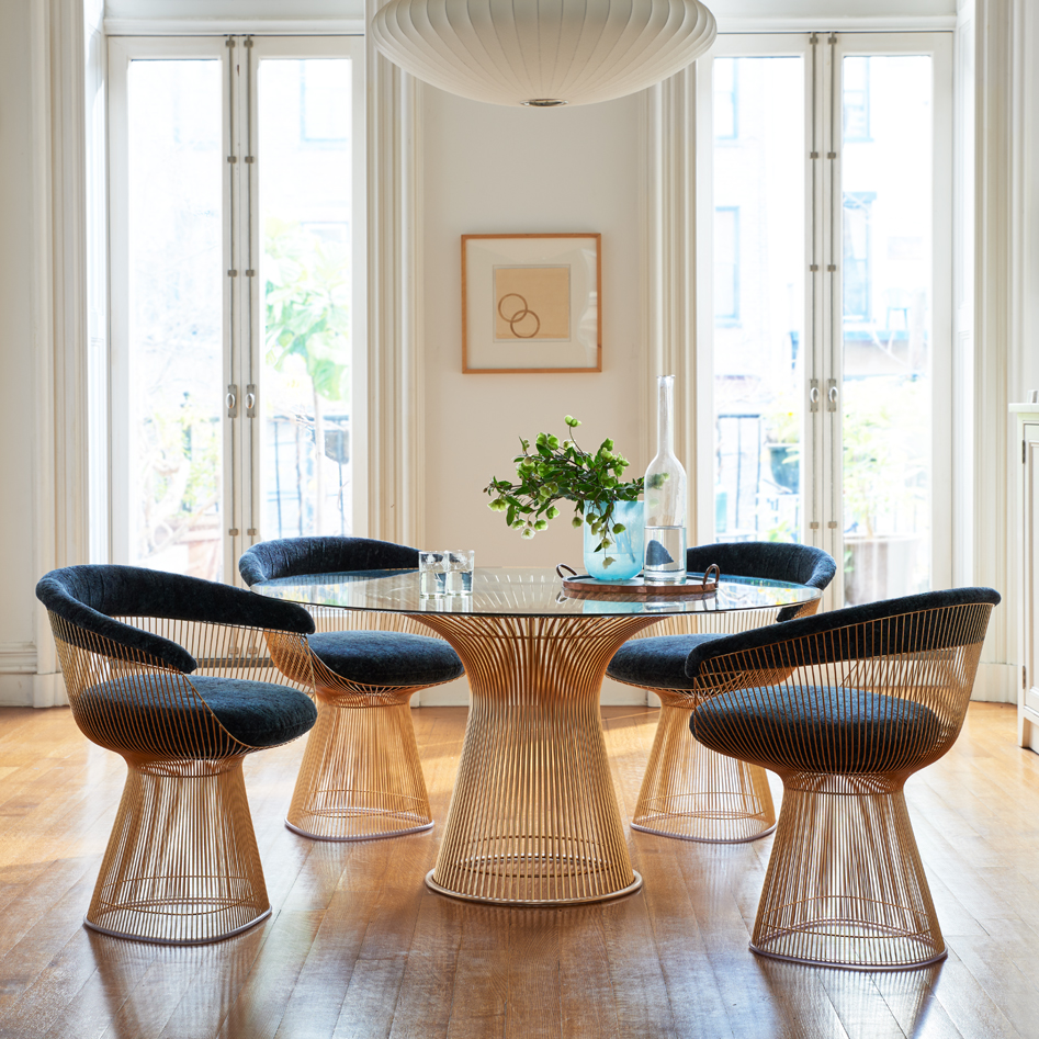 51 mesas de comedor con pedestal que ofrecen el máximo estilo y espacio para sillas