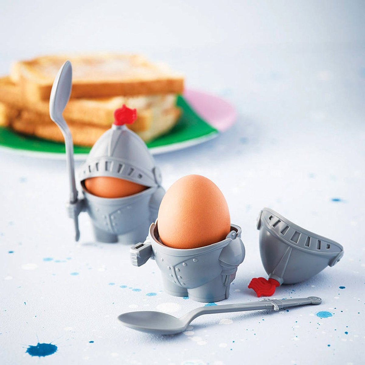 http://www.home-designing.com/product-of-the-week-the-knight-egg-holder