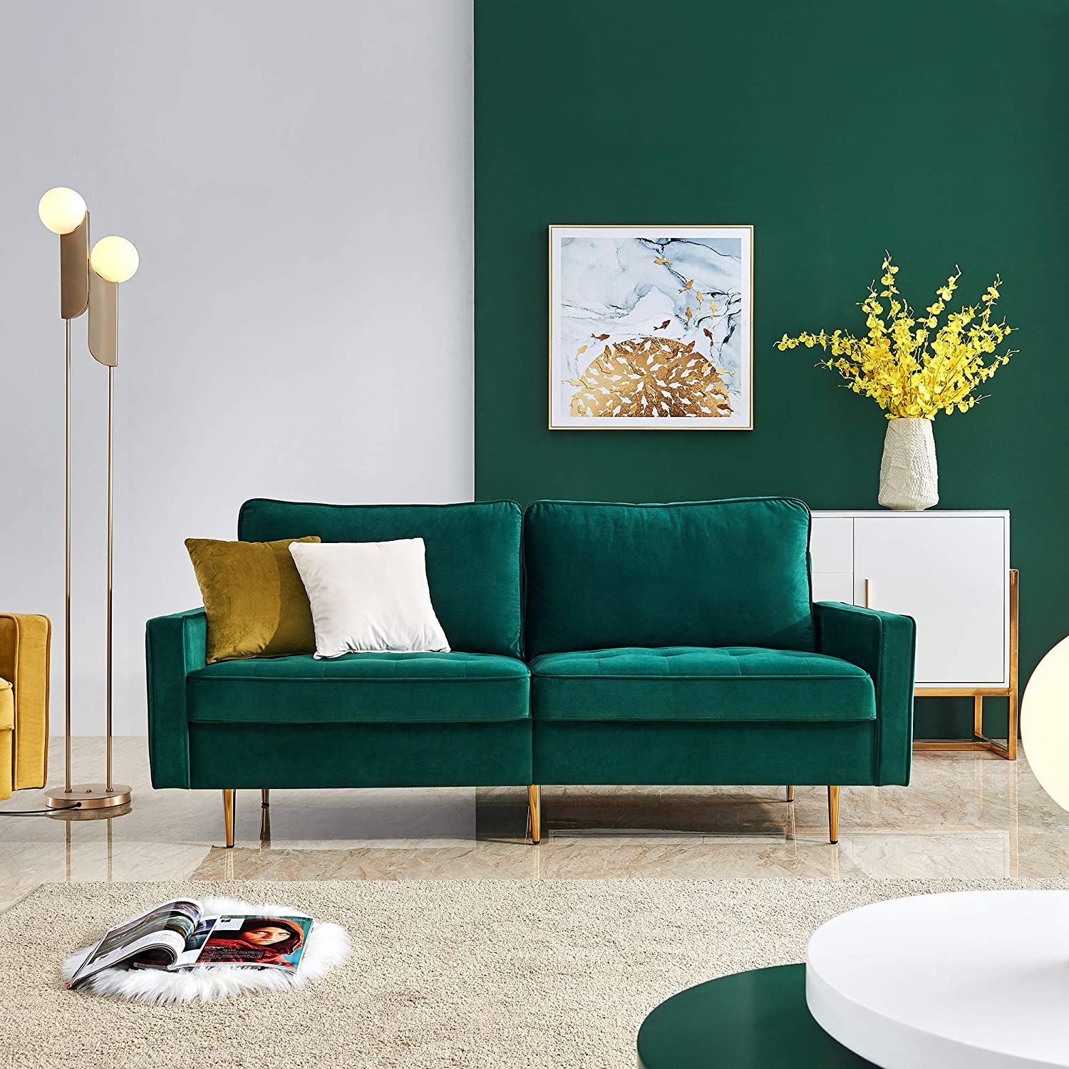 51 sofás pequeños para una comodidad elegante que ahorra espacio en cualquier lugar